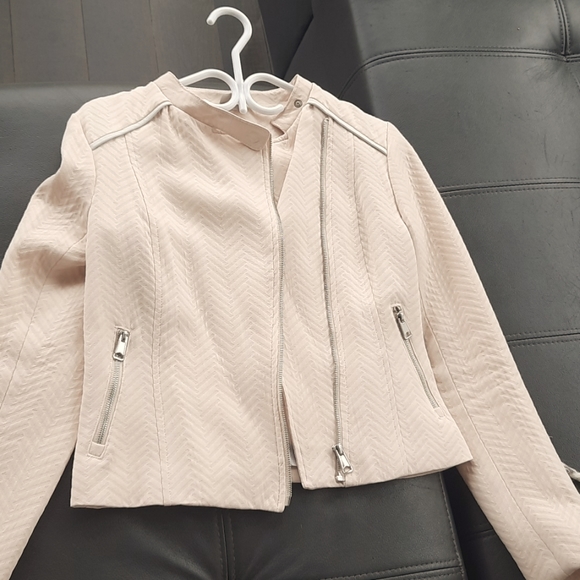 Jacket - Picture 1 of 1